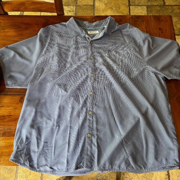 Lot of two Tommy Bahama Mens Button Up Shirts - Size 4XLB - Picture 3 of 3